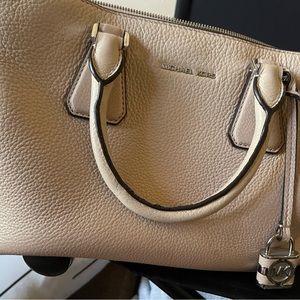 Light pink MK leather purse